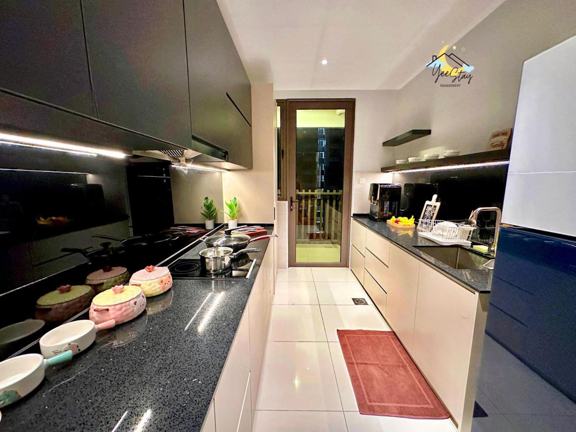 Seaview Poolview Cityview Baliresidence Video Game 5Minjonker Malacca Eksteriør billede